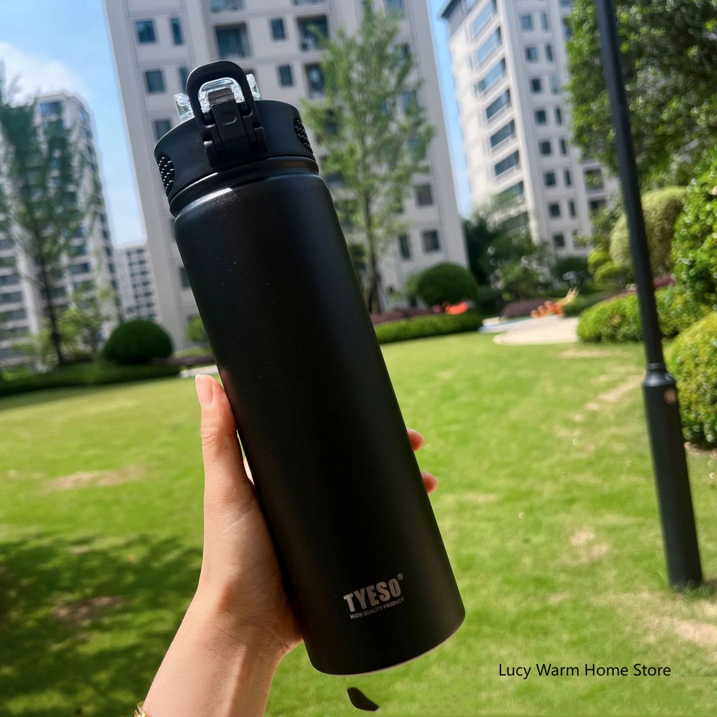 Thermosflasche I mit Strohhalm